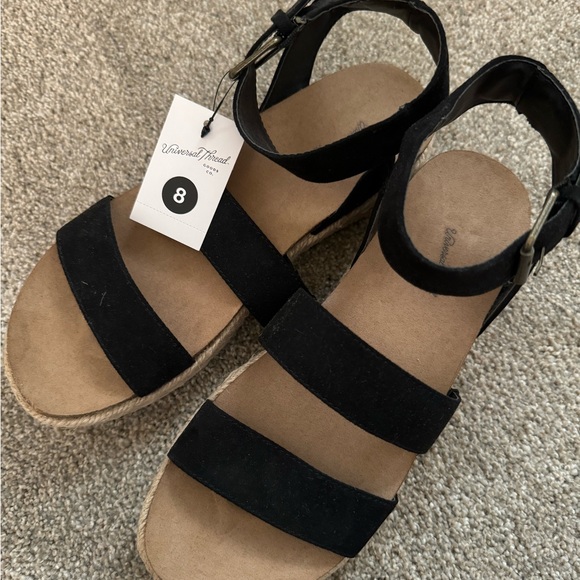 Women’s Margie Platform Sport Sandals - Universal Thread - Picture 2 of 3